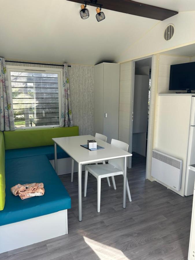 Essentiel 30m2 Camping *
